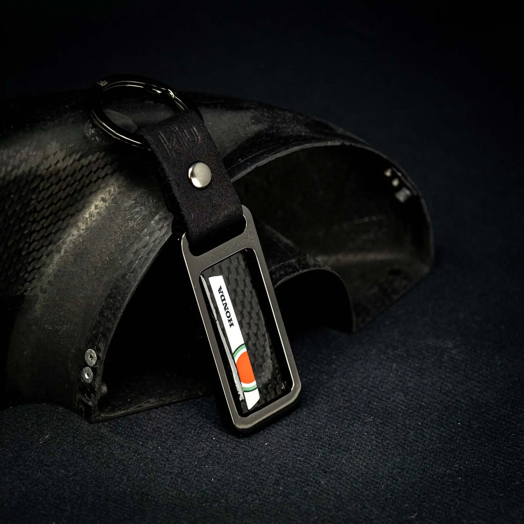Porte-clés Véritable Carbone Upcyclé F1 Bar Honda Kiu carsandme.com