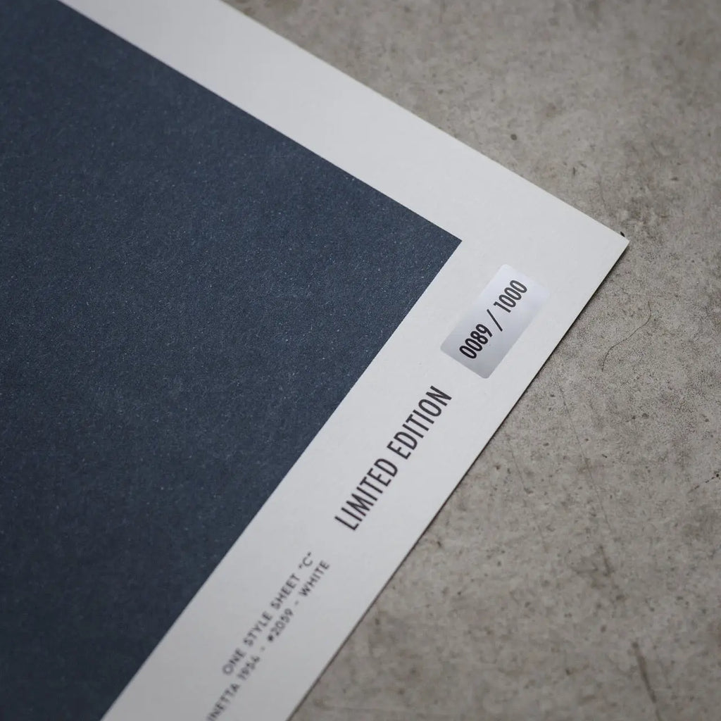 Etiquette numérotée certifiant de l'édition limitée du poster Automobilist de la Maserati A6GCS Berlinetta 