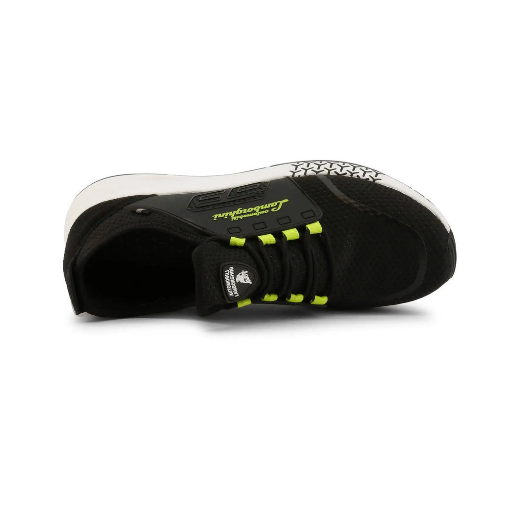 Sneakers Automobili Lamborghini SE1 noir légères 63 et marque en jaune sur les renforts latéraux noirs, semelle blanches avec des Y noirs devant, vue de dessus